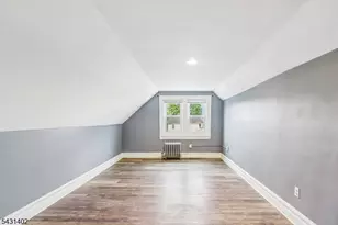 301 E 9th Ave, Roselle, NJ 07203 - Photo 18