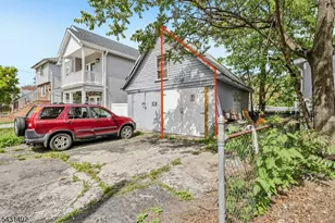 301 E 9th Ave, Roselle, NJ 07203 - Photo 30