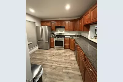 464 Harwick Ct, Piscataway Township, NJ 08854 - Photo 4