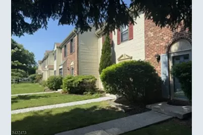 464 Harwick Ct, Piscataway Township, NJ 08854 - Photo 2