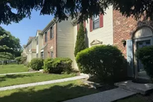 464 Harwick Ct, Piscataway Township, NJ 08854 - Photo 2