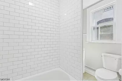 301 E 9th Ave, Roselle, NJ 07203 - Photo 22