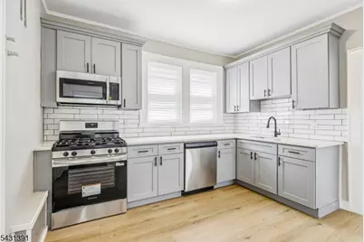 301 E 9th Ave, Roselle, NJ 07203 - Photo 1