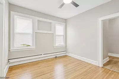 301 E 9th Ave, Roselle, NJ 07203 - Photo 4