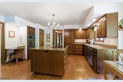 13 Hamden Rd, Franklin Township, NJ 08822 - Photo 10