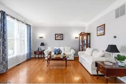 1 Tanager Dr, Raritan Township, NJ 08551 - Photo 10