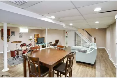 93 Summit Ct, Westfield, NJ 07090 - Photo 32
