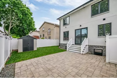 139 Philip, Elmwood Park, NJ 07407 - Photo 34