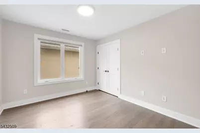139 Philip, Elmwood Park, NJ 07407 - Photo 26