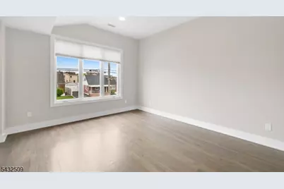 139 Philip, Elmwood Park, NJ 07407 - Photo 14