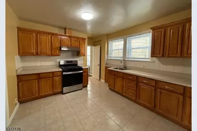 58 Maple Ave, Montclair, NJ 07042 - Photo 4