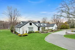 16 E Greenbrook Rd, North Caldwell, NJ 07006 - Photo 4