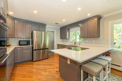77 Hanover Rd, Mountain Lakes, NJ 07046 - Photo 12