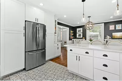 380 Elm Ave, Rahway, NJ 07065 - Photo 6