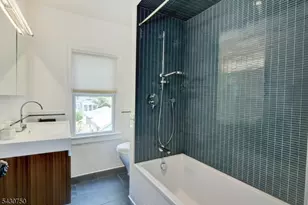 42 Norman Rd, Montclair Twp., NJ 07043 - Photo 24