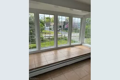 26 Caroline Ave, Pequannock Township, NJ 07444 - Photo 10