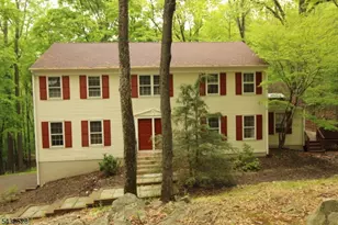 5 Deer Run Dr, Randolph Township, NJ 07869 - Photo 2