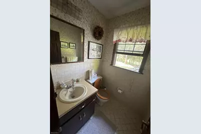 7 Bedford Ct, Clinton Township, NJ 08801 - Photo 16