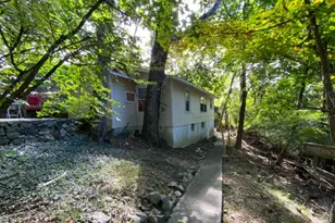 40 Playhouse Park, Jefferson Township, NJ 07849 - Photo 18