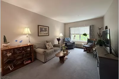 5319 Richmond Rd #319, West Milford, NJ 07480 - Photo 4