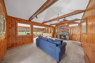1052 Lakeside Dr E, Vernon Twp., NJ 07422 - Photo 10