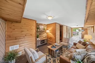 1052 Lakeside Dr E, Vernon Twp., NJ 07422 - Photo 18