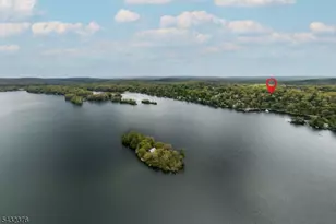 1052 Lakeside Dr E, Vernon Twp., NJ 07422 - Photo 30