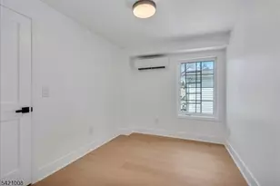 21 Cross St, Montclair, NJ 07042 - Photo 8