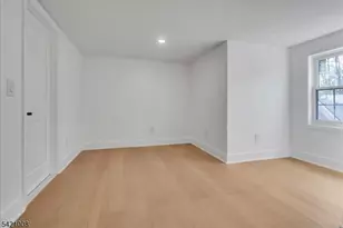 21 Cross St, Montclair, NJ 07042 - Photo 12