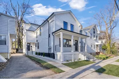 21 Cross St, Montclair, NJ 07042 - Photo 2
