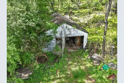 499 Edgewood Rd, Readington, NJ 08889 - Photo 6