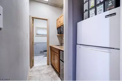 38 N Gaston Ave, Somerville, NJ 08876 - Photo 20