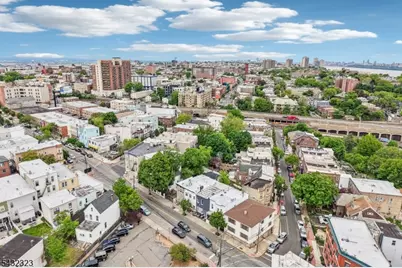 90 A Hackensack Plank Rd, Weehawken, NJ 07086 - Photo 32