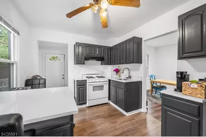 637 Union St, Orange, NJ 07050 - Photo 12