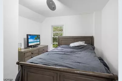 637 Union St, Orange, NJ 07050 - Photo 16