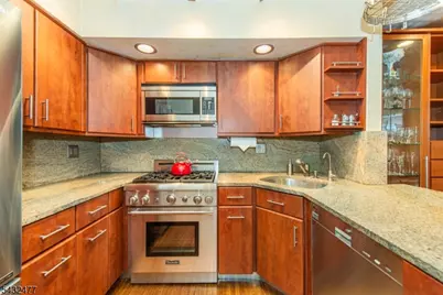 21 Lockley Ct, Mountain Lakes, NJ 07046 - Photo 12