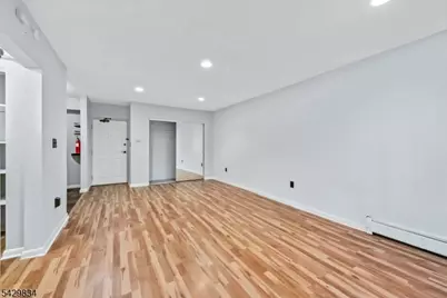 37 Hill St, Morristown, NJ 07960 - Photo 2