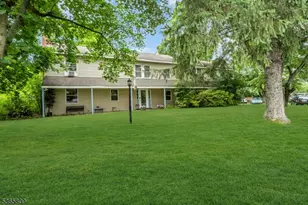 9 Mueller Ln, Franklin Township, NJ 07882 - Photo 1