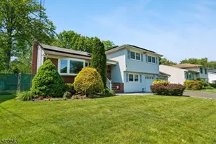 112 Pitt Rd, Springfield, NJ 07081 - Photo 1