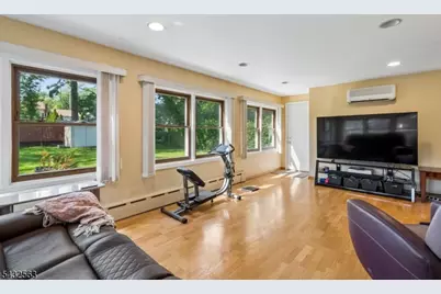 112 Pitt Rd, Springfield, NJ 07081 - Photo 10