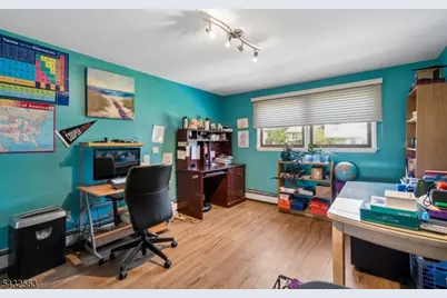 112 Pitt Rd, Springfield, NJ 07081 - Photo 16