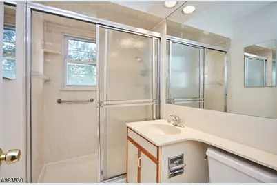 76 Cypress St, Millburn, NJ 07041 - Photo 10