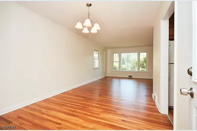 76 Cypress St, Millburn, NJ 07041 - Photo 6