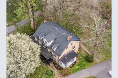 19 E Mill Rd, Washington Township, NJ 07853 - Photo 4