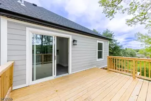 8 Sherwood Pl, Wharton, NJ 07885 - Photo 16