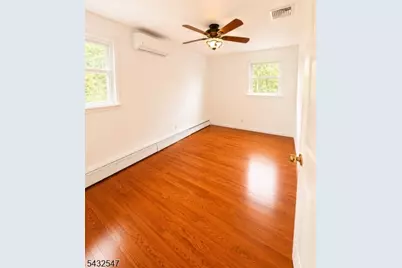 52 Post St #1, Midland Park, NJ 07432 - Photo 8