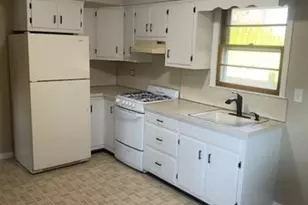 215 S 18th Ave, Manville, NJ 08835 - Photo 4