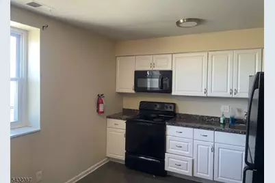 28 E Camplain Rd, Manville, NJ 08835 - Photo 1
