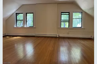 166 Gordonhurst Ave #3, Montclair, NJ 07043 - Photo 2