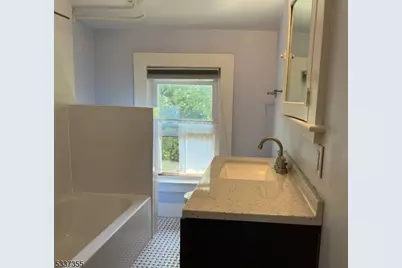 166 Gordonhurst Ave #3, Montclair, NJ 07043 - Photo 10